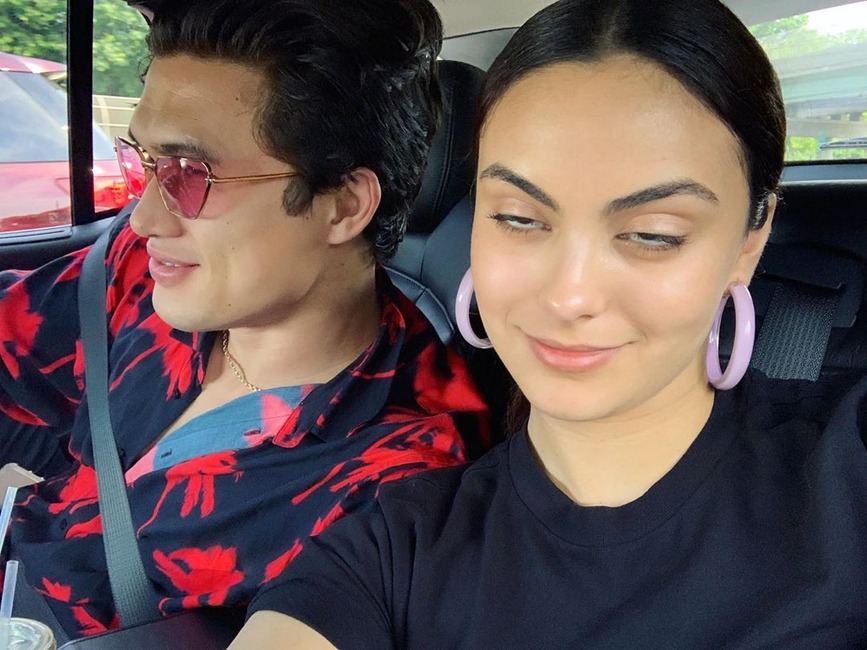 Camila Mendes, Charles Melton
